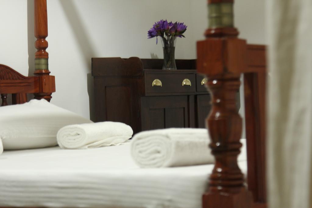 Villa Lotus Hikkaduwa Δωμάτιο φωτογραφία