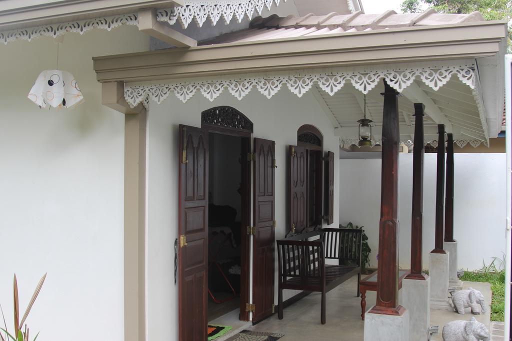 Villa Lotus Hikkaduwa Δωμάτιο φωτογραφία
